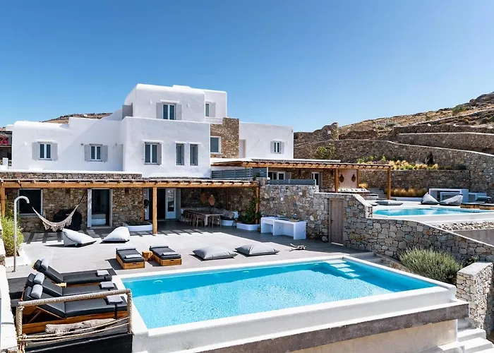 Agapi, 2 Min Walk To The & Heated Pool, By Red Windmill Villa *